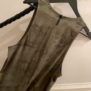 Lulu Lemon Tank